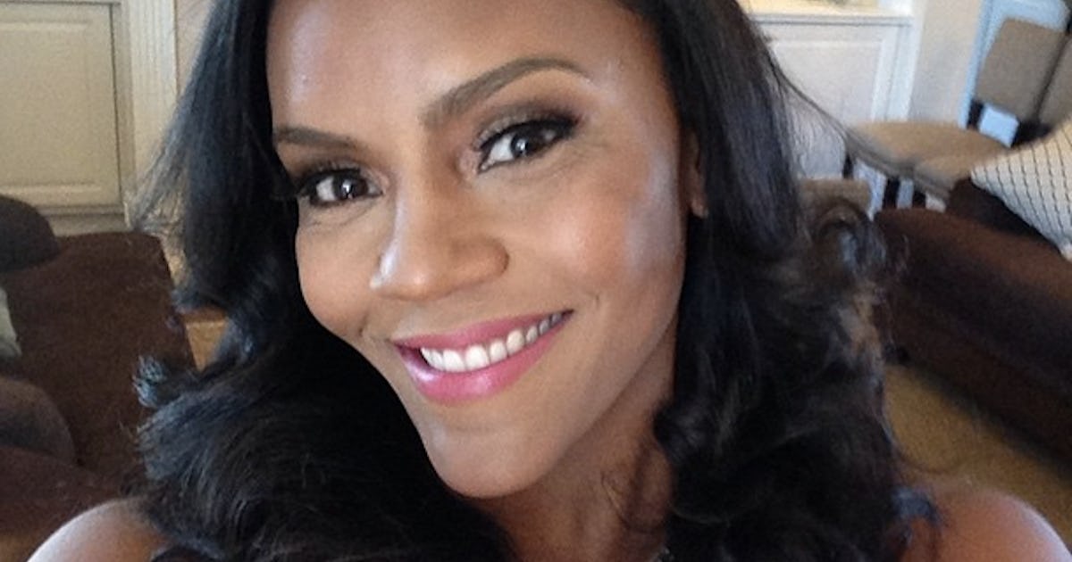 Who Is Ellen Rucker Carter? The 'Love Thy Sister' Star Is A Really ...