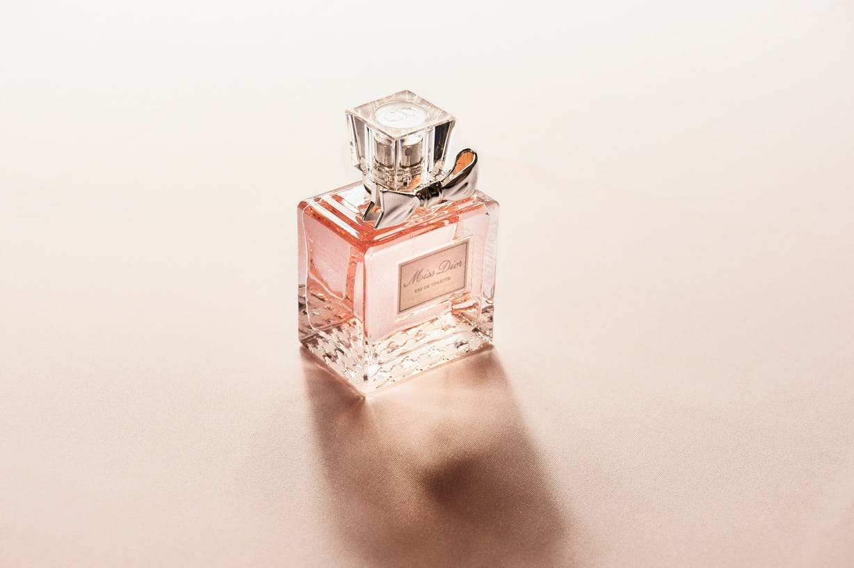 9 Tips For Finding A Signature Scent That You'll Actually Love
