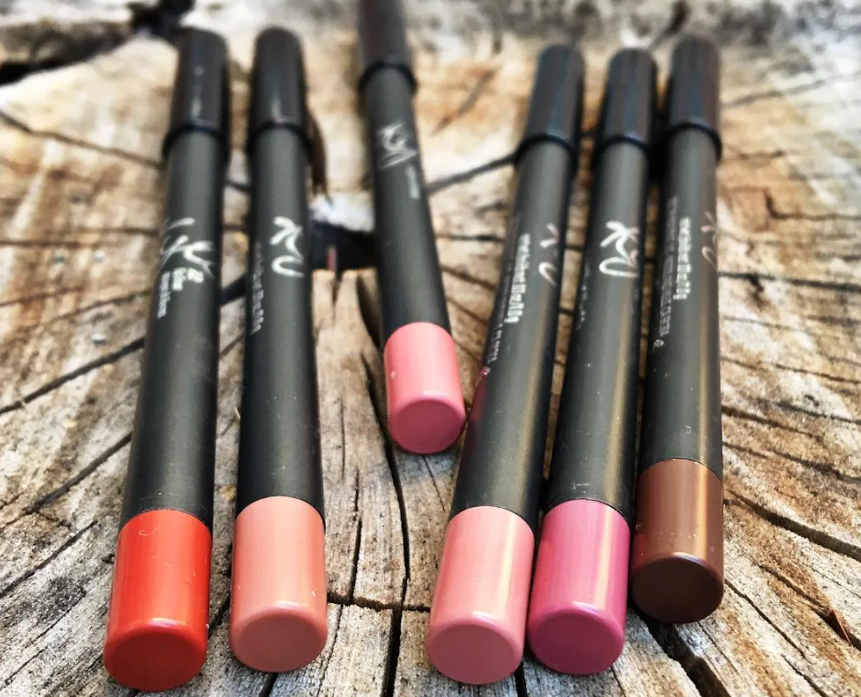 Can You Sharpen The Kylie Lip Kit Liner? Here's How To Maximize These