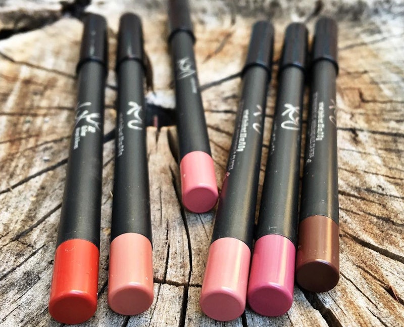 Can You Sharpen The Kylie Lip Kit Liner Here S How To Maximize These Creamy Pencils