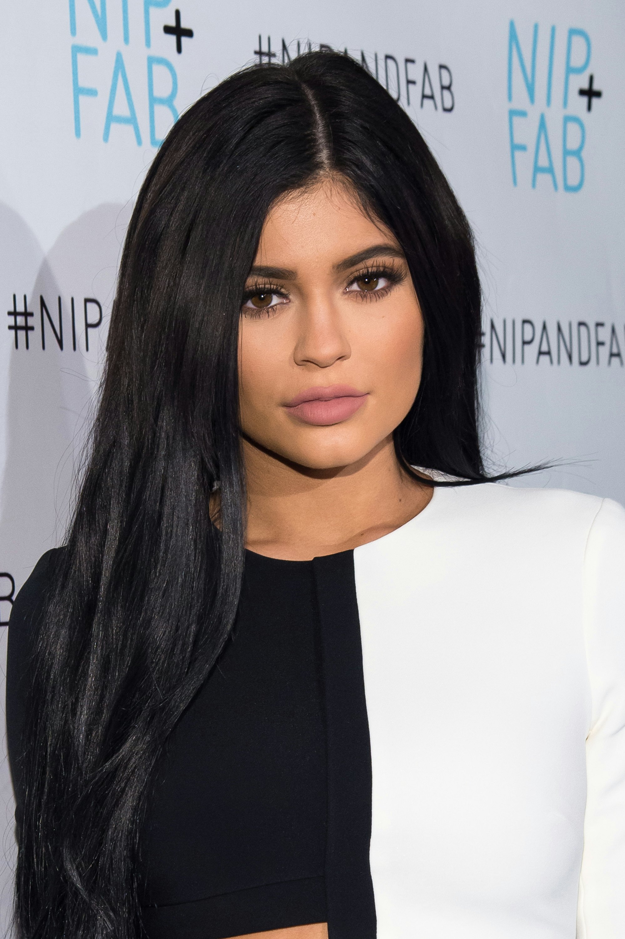 Kylie Jenner Teases What She'd Look Like as a Blonde!: Photo