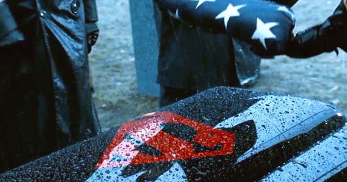 Zack Snyder talks reveals Batman v Superman secrets...... Zack Snyder talks reveals Batman v Superman secrets......