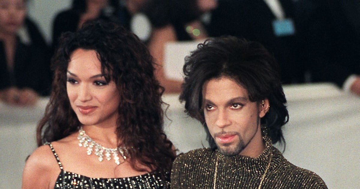 Prince's Dating History Reveals The Singer's Life Was Full Of Romance