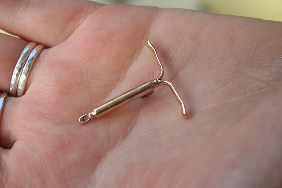 Should I Get A Copper Iud Or Hormonal Iud Here S What You Need To Know