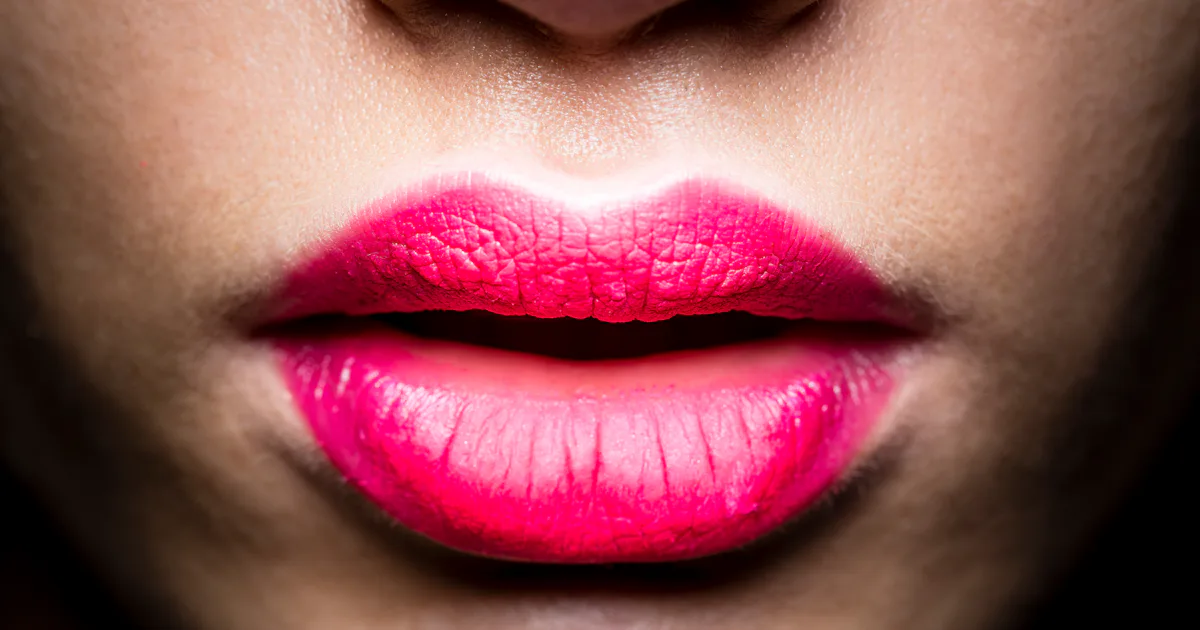 How To Cover Up A Cold Sore When It Gets In The Way Of Your Makeup Look How to cover up a cold sore when it gets in the way of your makeup look