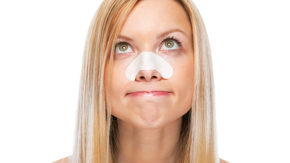 How You Get Blackheads And How To Get Rid Of Them