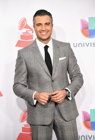 Is 'Jane The Virgin's Rogelio Based On A Real Person? Jaime Camil Doesn ...