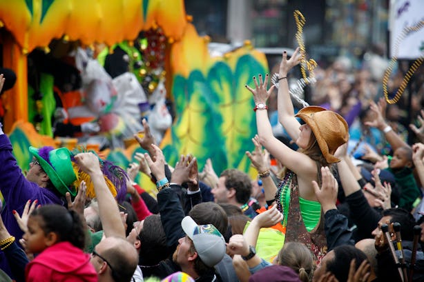 mardi gras beads why