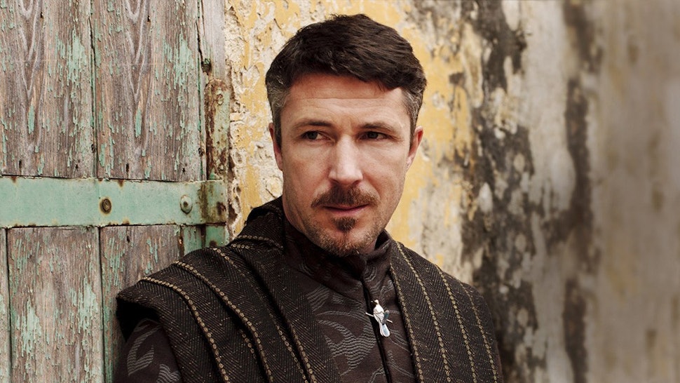 Game Of Thrones Littlefinger Sansa Kiss Was Not Okay And