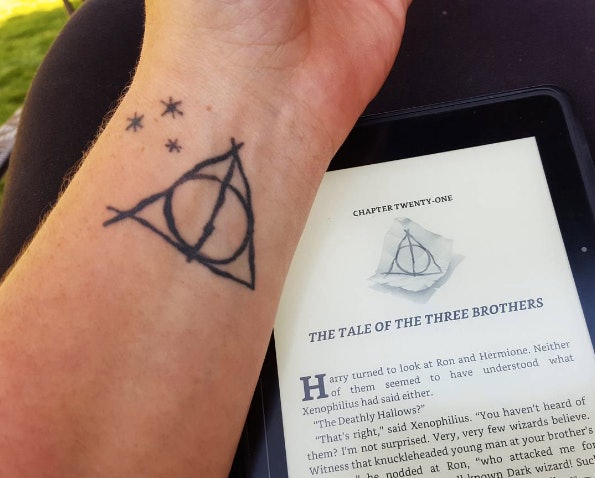 12 Deathly Hallows Tattoos that All True HallowsSeekers Need