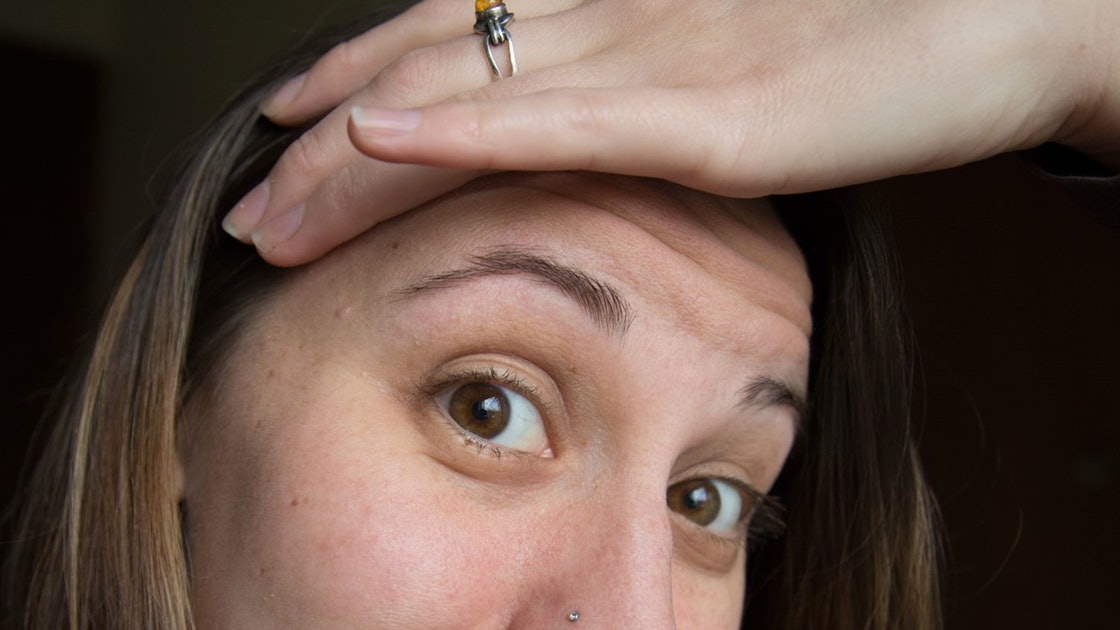 Does Eyebrow Threading Hurt? Eyebrow Threading Pain Scale