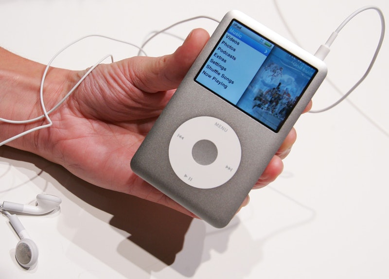 The iPod Classic Is Now Worth Up To $1,000 Because Apple Devices, Like ...
