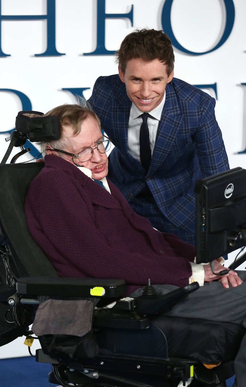 Stephen Hawking Congratulates Eddie Redmayne On His Oscar Win And It Will Make You Smile