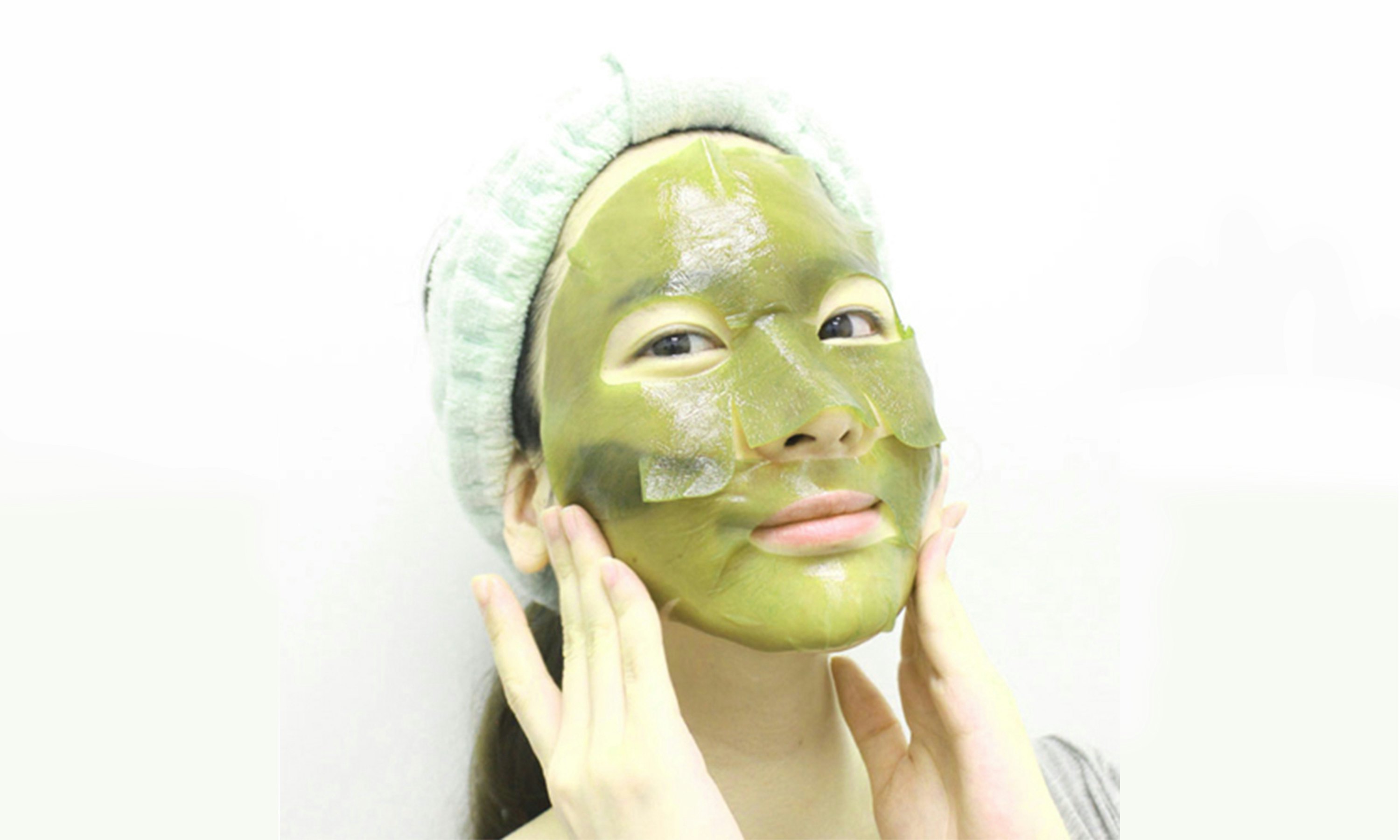 Маска из капусты для лица. Маски из цельной водоросли для лица. Женская маска водорослей. Маска с квашеной капустой для лица.