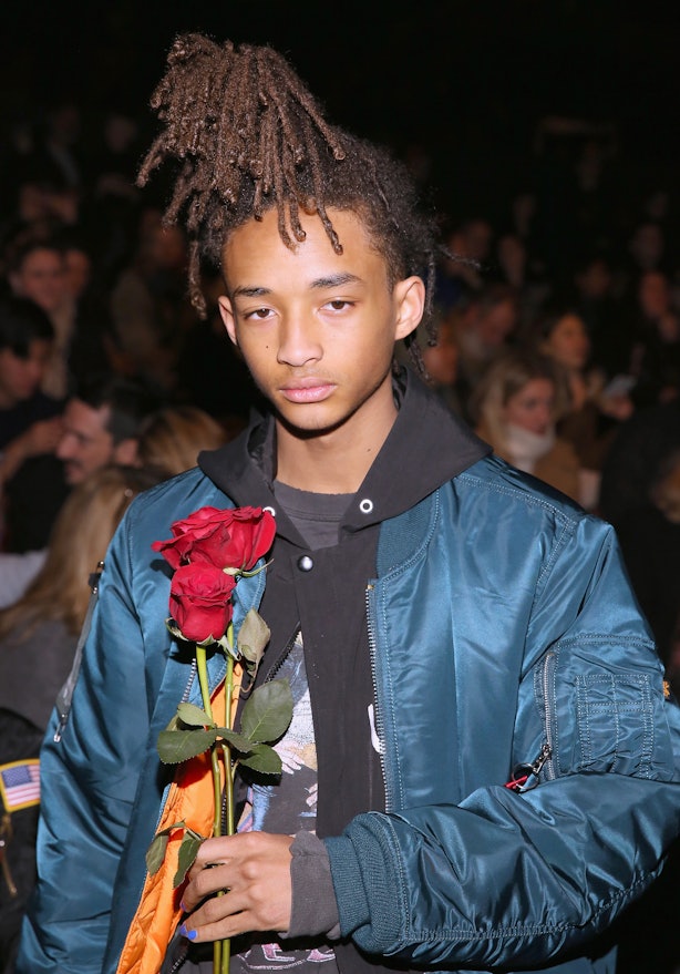 Jaden Smith Steals The Show Dancing At The MTV Movie Awards & Gives ...