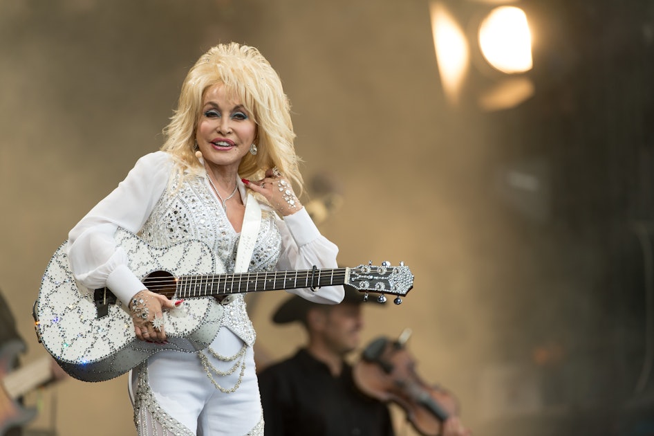 Dolly Parton Rocked Glastonbury's Socks Off & Is Still As Awesome As