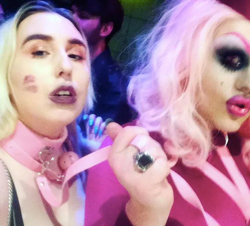 What Does Femme Mean? The Difference Between Being Femme & Being Feminine