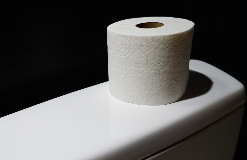 10 Great Debates As Divisive As Toilet Paper Orientation, According To  Reddit