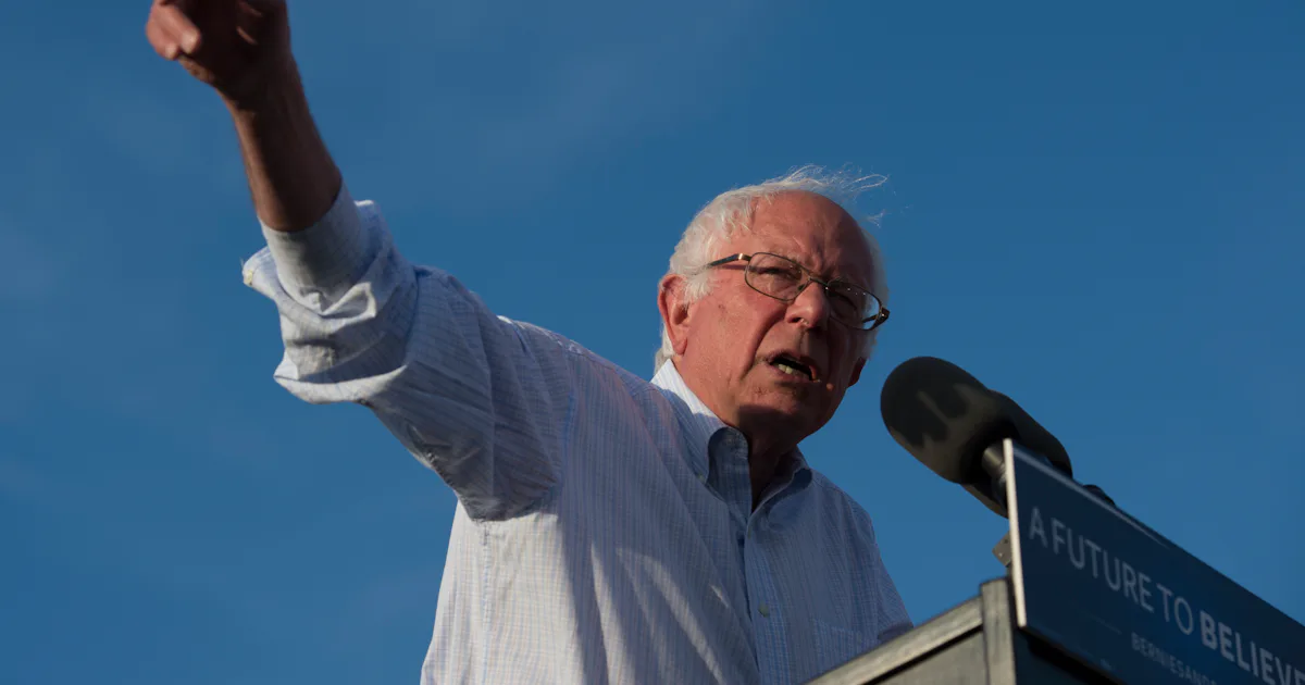 Bernie Sanders Joined The House Sit-In & Got A Standing Ovation