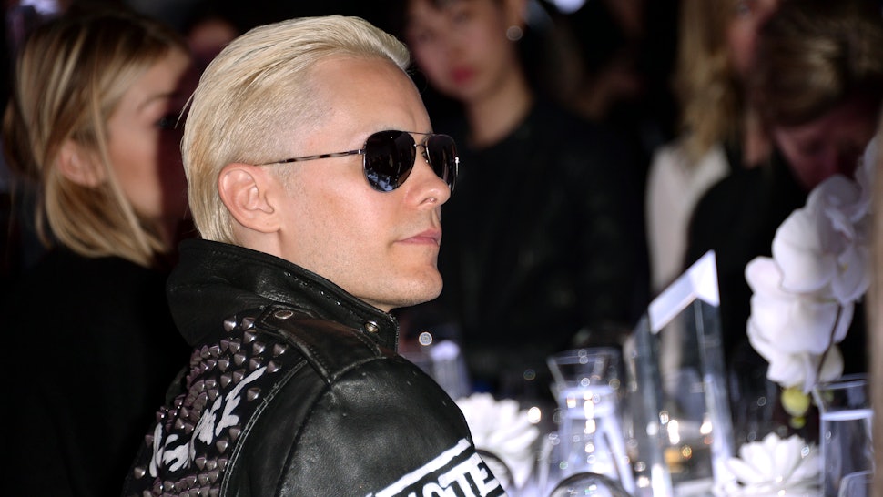 Jared Leto S Green Hair Is Gone But We Re Still Missing His Man