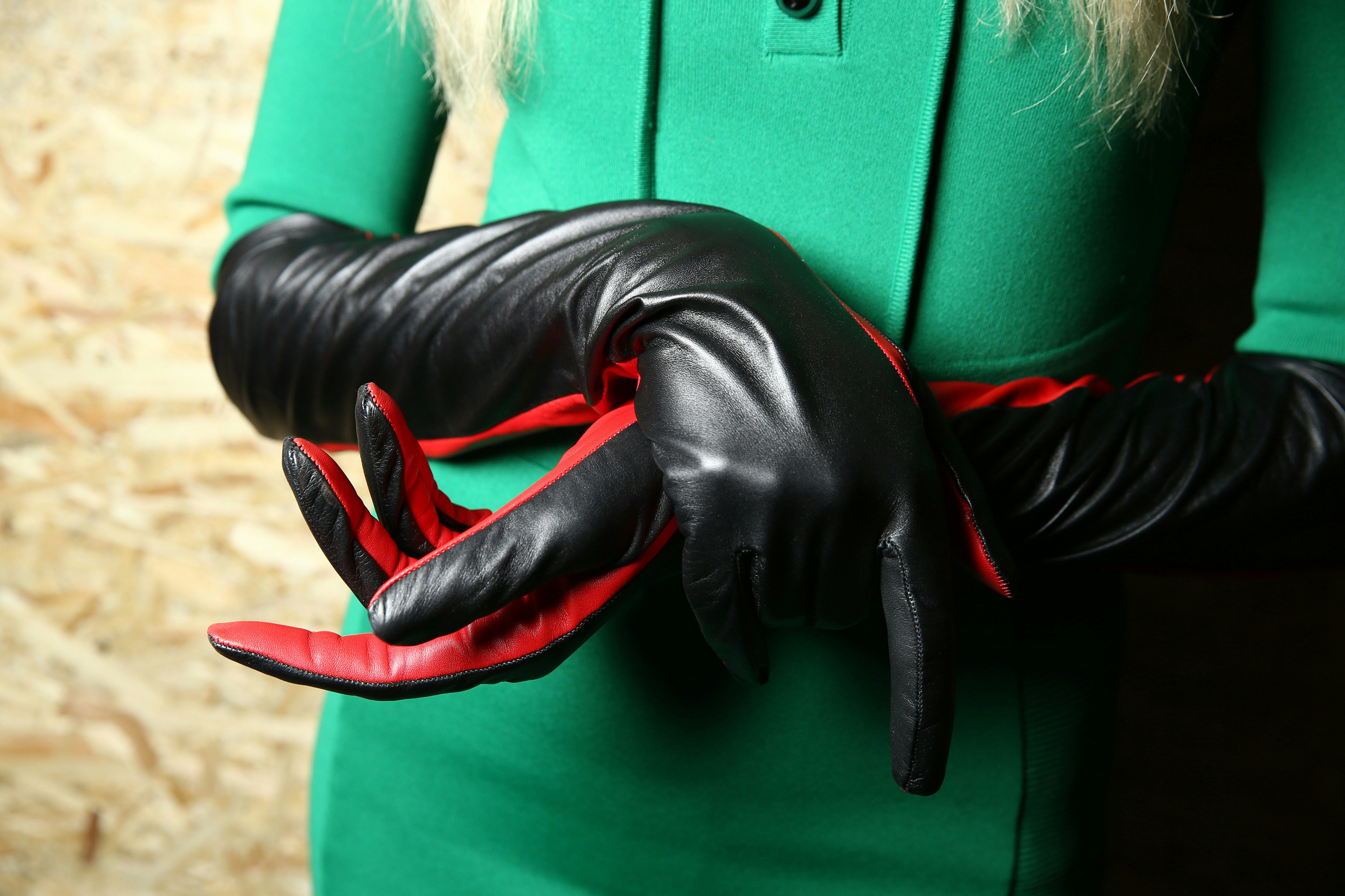 How To Wash Gloves With Leather Palms Correctly So You Don't Wreck Them
