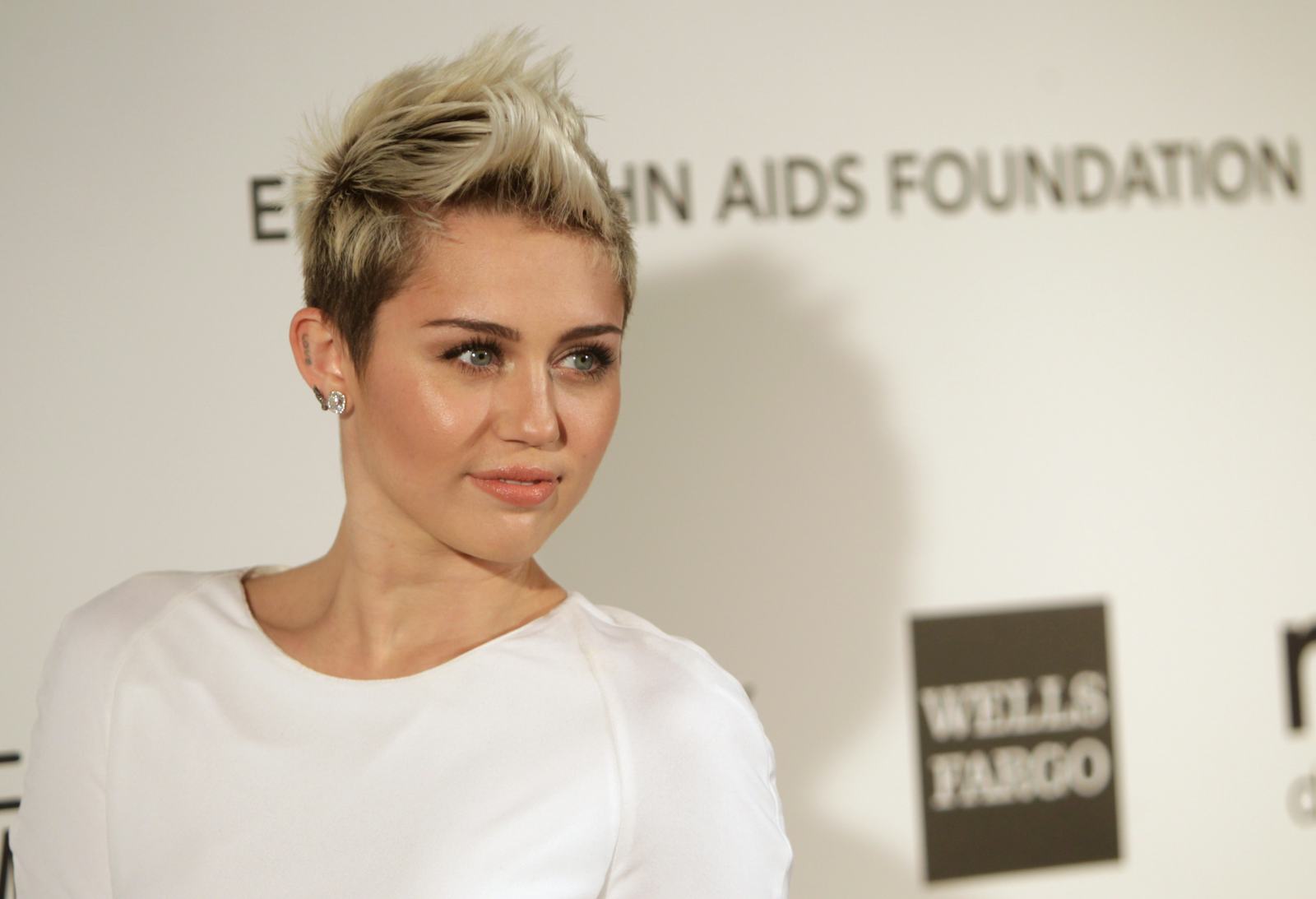 Miley Cyrus Posts Full Frontal Nudes To Instagram And Everyone