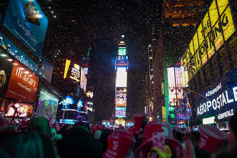 11 Funny New Year's Eve Quotes So You Can Start 2016 Off Laughing