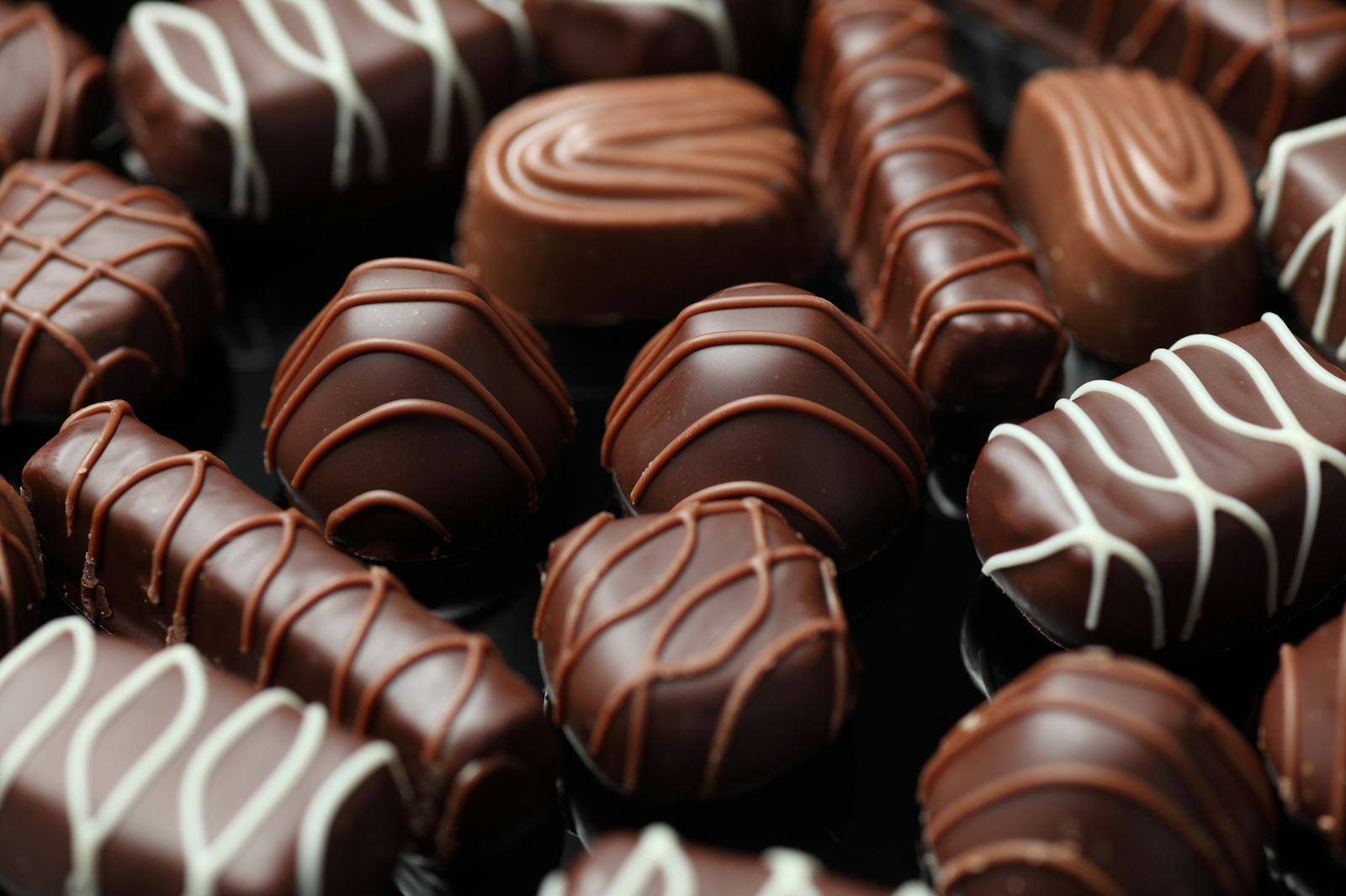 16 Valentine's Day Quotes About Chocolate, a.k.a The Only Part Of This ...