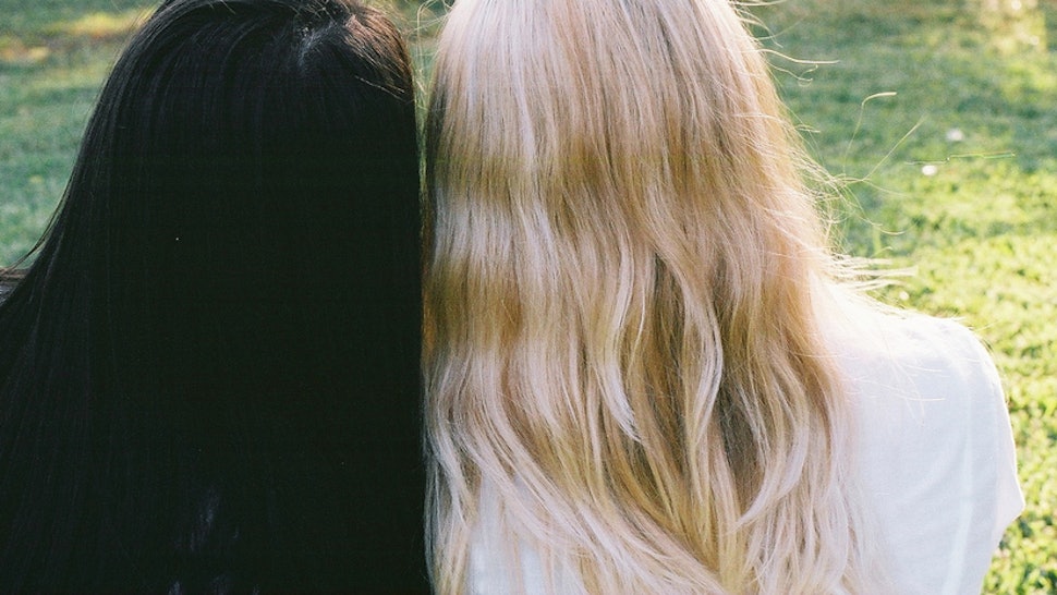 What I Ve Learned From Keeping My Natural Hair Color In An Ombre World