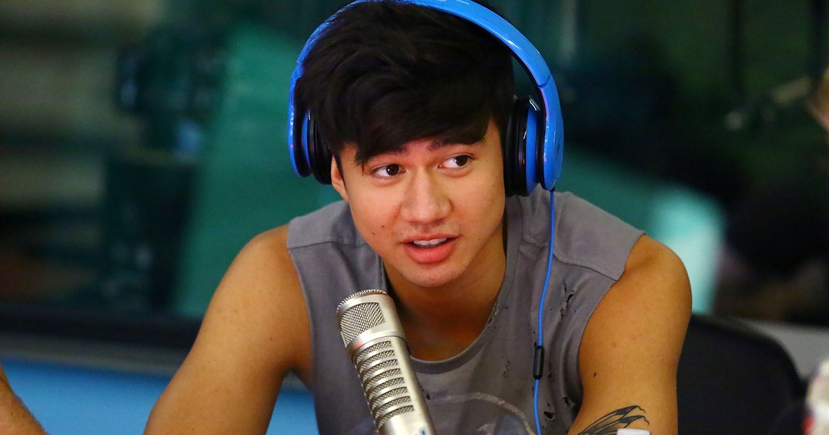 5 Seconds Of Summer Star Calum Hood S Naked Video Leaked Fans