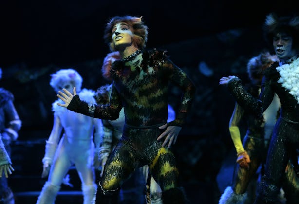 'Cats' The Musical Is Getting A Movie That Should Star These Famous ...