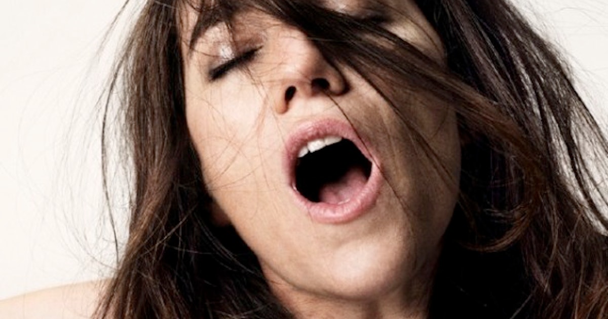 Прекрасная дамочка проснулась от дикой нимфоманки Прекрасная дамочка проснулась от дикой нимфоманки