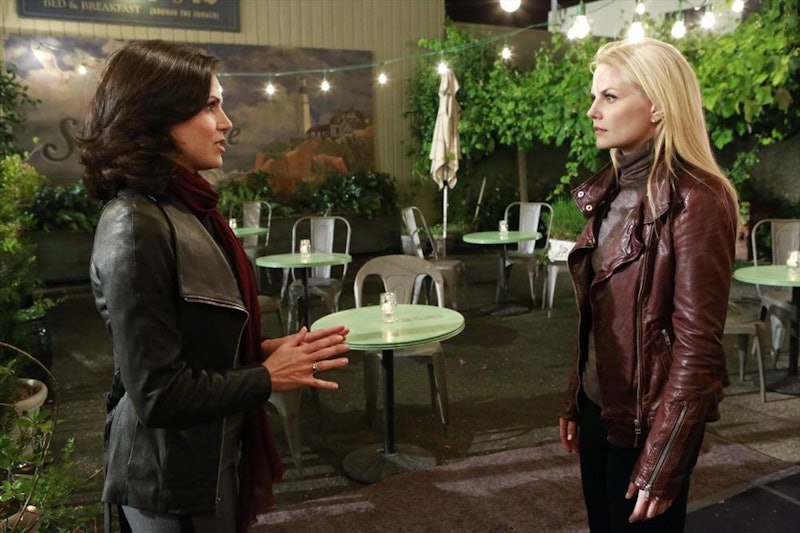 Once Upon A Time Needs To Make Swan Queen Official