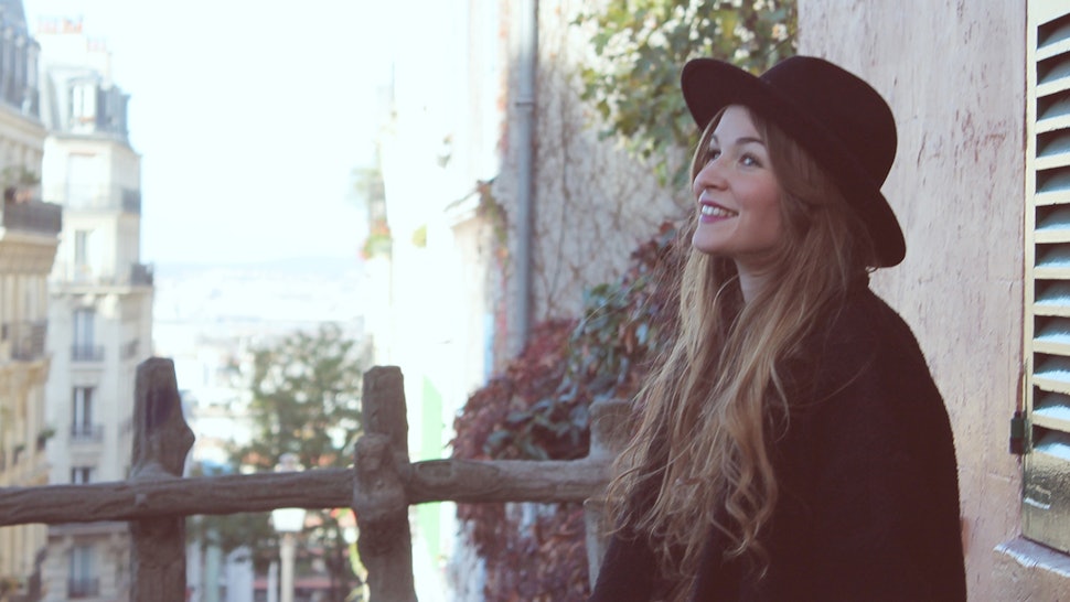 10 Easy Greasy Hair Hacks That Will Help You Manage That Oil