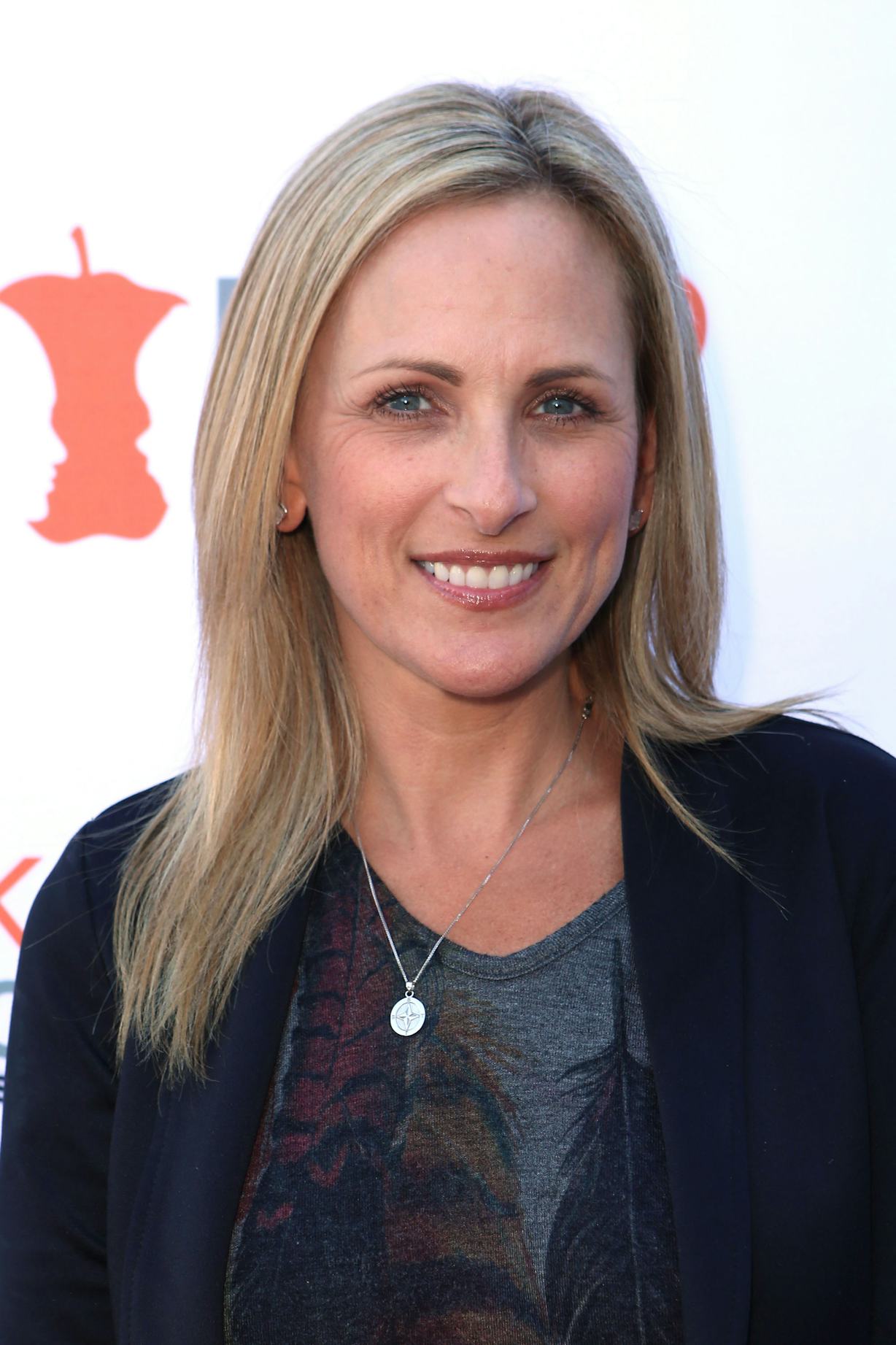 Who Is Marlee Matlin The Super Bowl 50 “america The Beautiful” Signer 