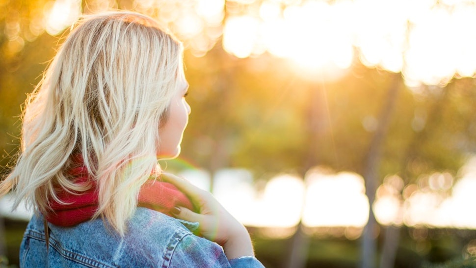 How To Lighten Your Hair Naturally Without Having To Pay For