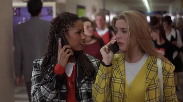 12 Ways 'Clueless' Would Be Different With Modern Technology, Because Cher Could Really Use An clueless cher phone