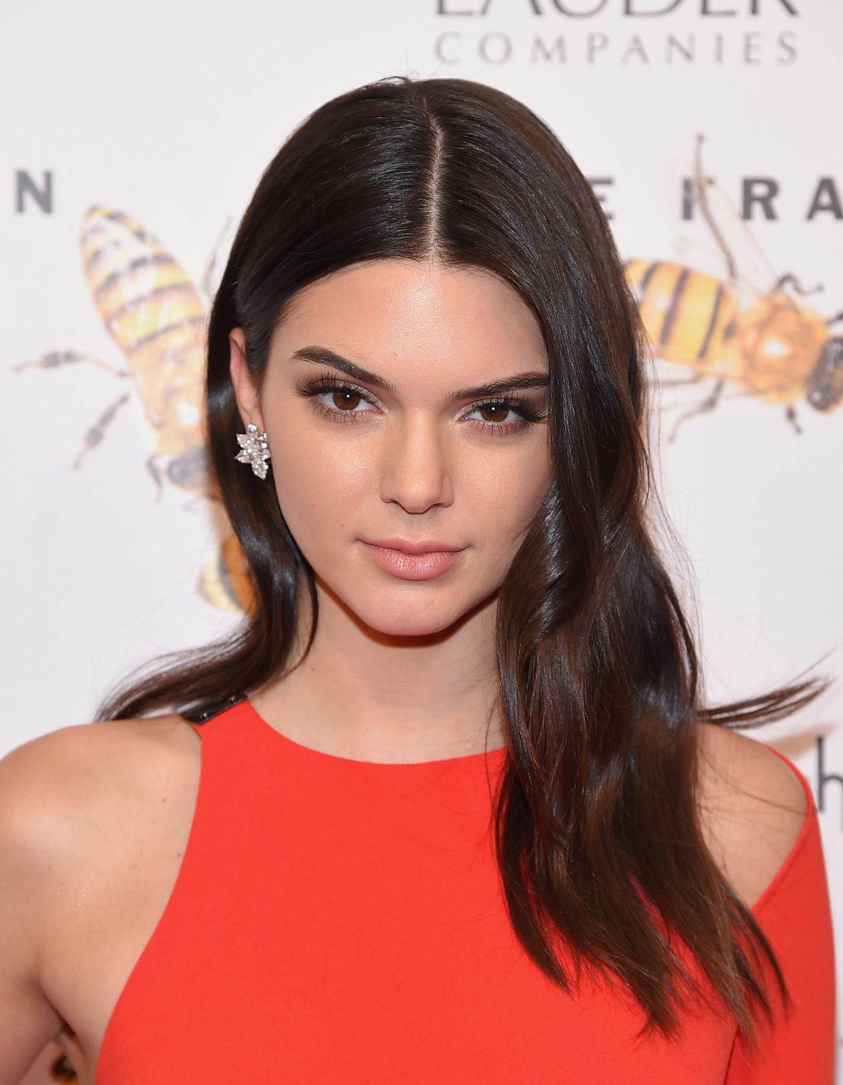 Kendall Jenner Wears Round Glasses That Make Her Look Cooler Than Ever ...