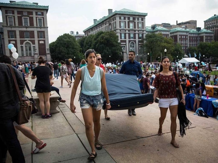 Carrying The Weight Together Stands With Emma Sulkowicz