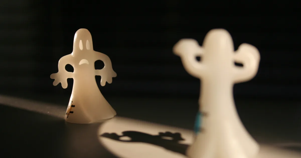 Haunted Objects 10 Supposedly Haunted Objects Never, Ever to Bring Into Your Home ...