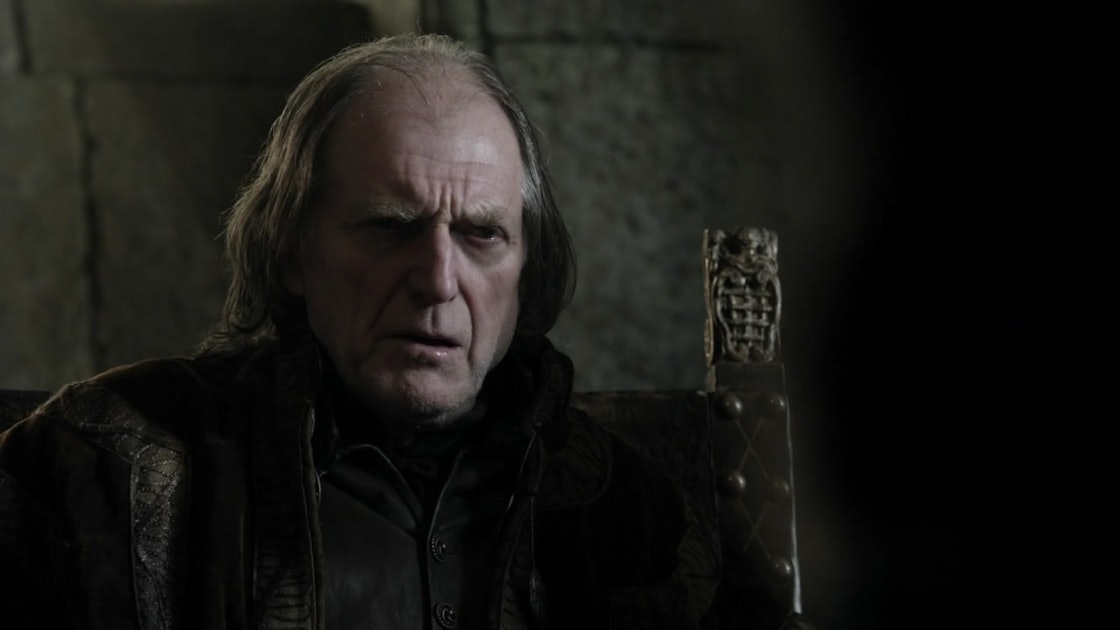 hvor ofte køber ammunition Is Walder Frey Coming Back To 'Game Of Thrones'? There's One Reason This  Spoiler Could Be A Good Thing