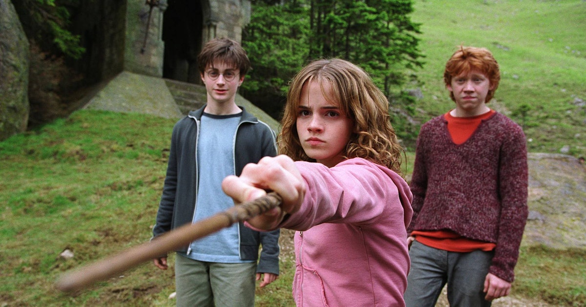 What The Age You Were When You First Read Harry Potter Says About You