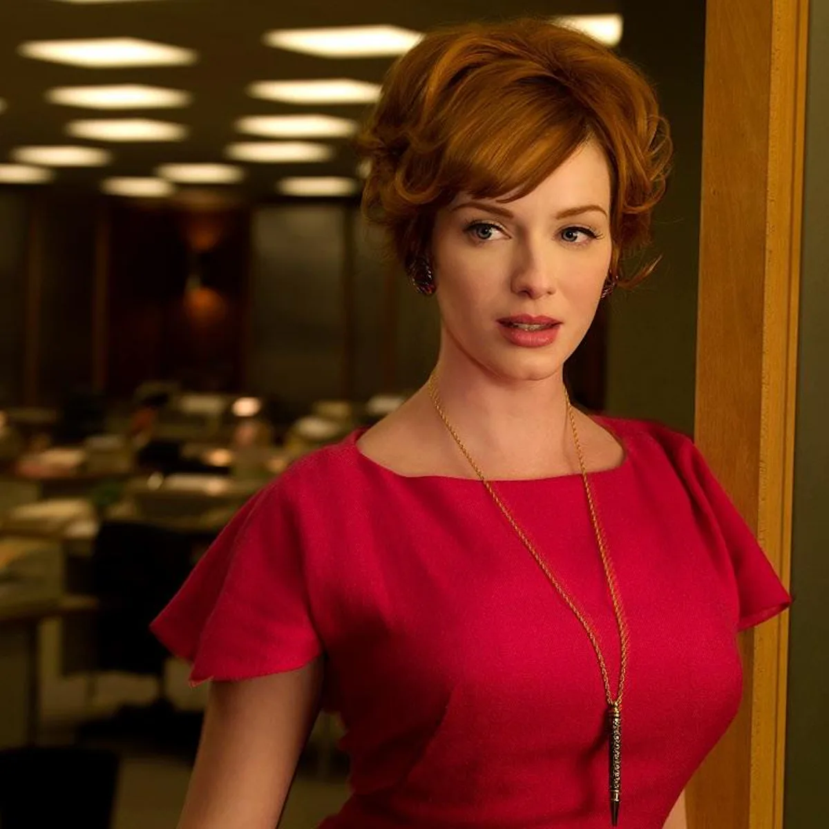 joan holloway red dress Discover 21 Joan Holloway and joan mad men outfits ideas