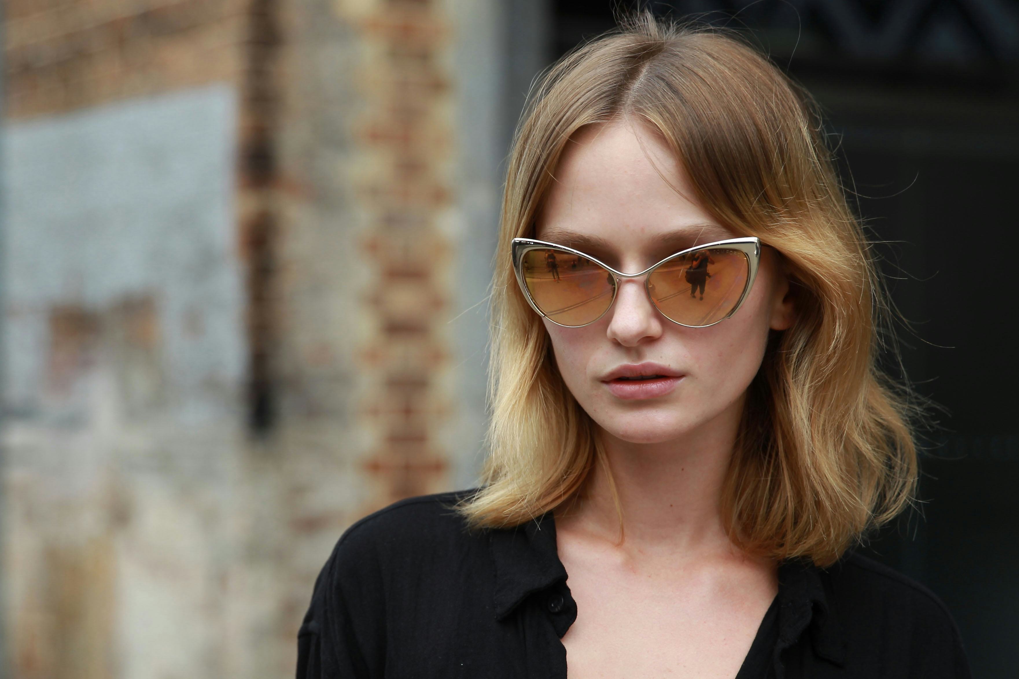 How To Grow Out A Lob Because I Promise Styling It Is Not Impossible