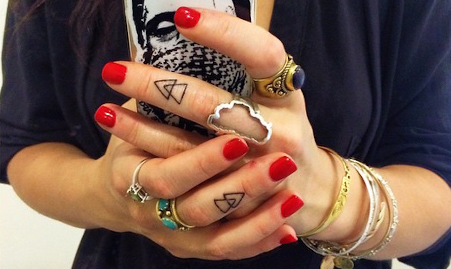 Finger Tattoos Can Fade Plus 7 Other Facts You Should Know