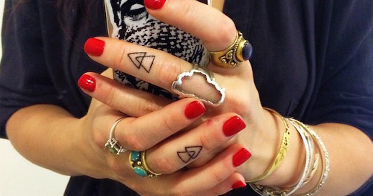 Finger Tattoos Can Fade Plus 7 Other Facts You Should Know About