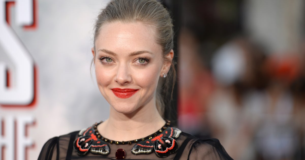 Can You Buy Amanda Seyfried S Song From Ted 2 Mean Ol Moon Is Already An Instant Classic