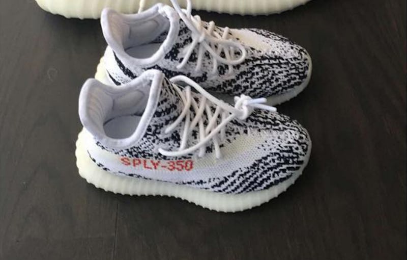 Buy baby store yeezy shoes