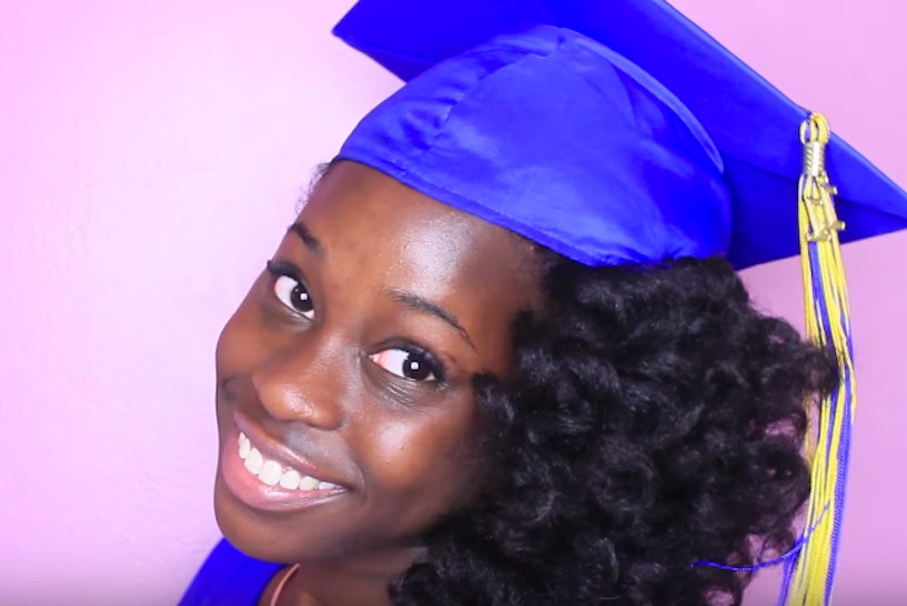 11 Graduation Photo Hair Ideas To Rock With Or Without Your Cap