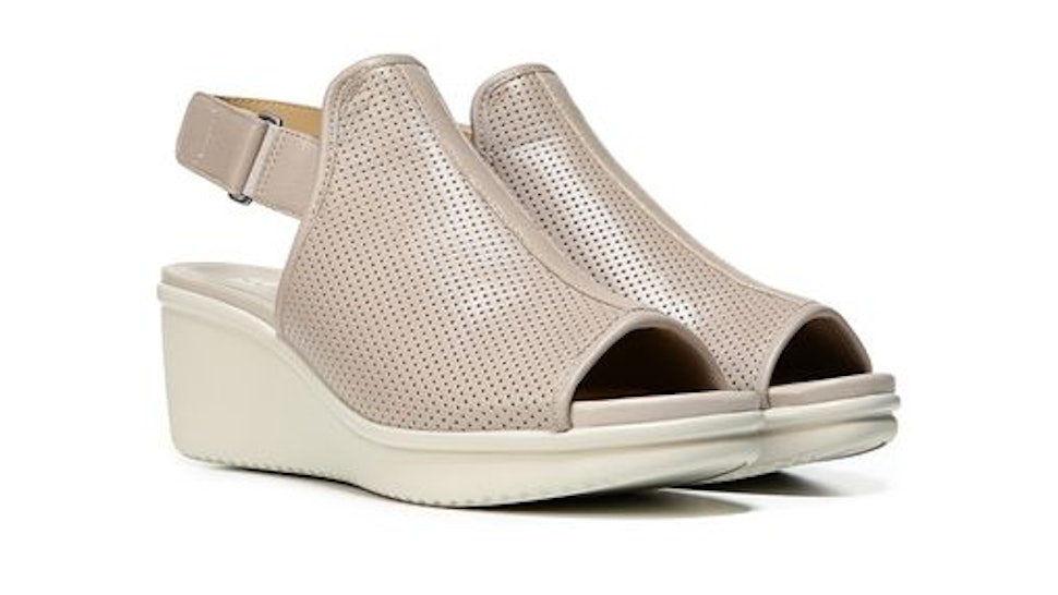 21 Sporty Wide Width Shoes For Amazing Style Unbelievable